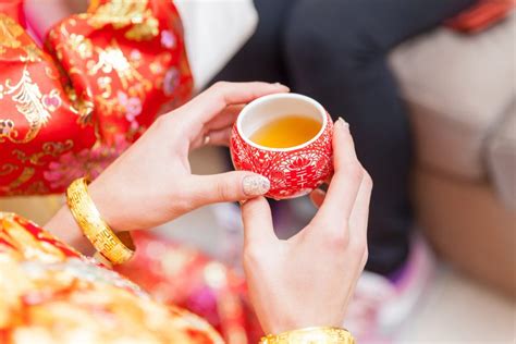 Tea Ceremony A Chinese Wedding Tradition Asian Inspirations