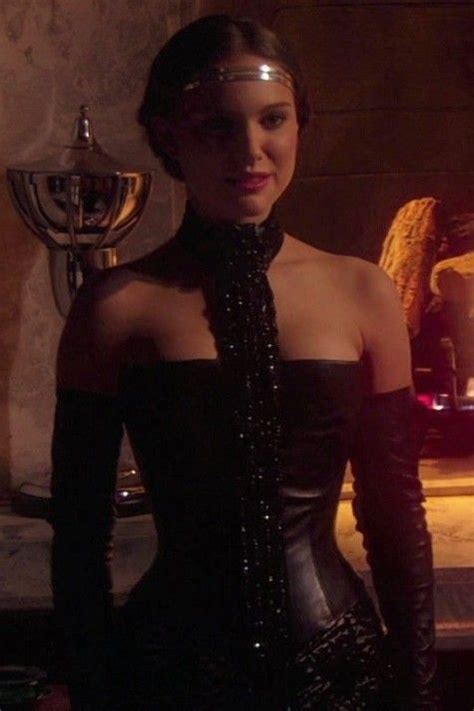Padmé Amidala Is The Only Fashion Icon I Care About And Here S Why Padme Amidala Star Wars