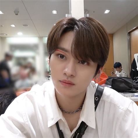 lee know pics on Twitter: