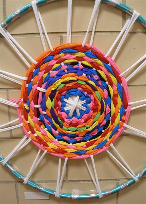 Pin By Julie Flament On Ime Weaving Projects Hula Hoop Weaving Hula