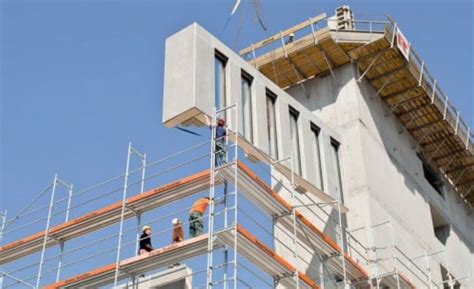 Hybrid Concrete Construction Technique And Structural Actions