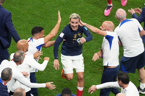 Griezmann Says France Keeping Feet On Ground