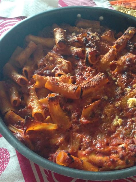 Check spelling or type a new query. Maccheroni al forno con porcini, salsiccia e mozzarella di ...