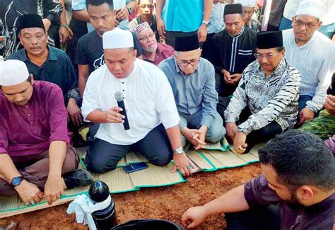 The new sabah times is a newspaper in sabah, malaysia. Sabah Youth and Sports minister laid to rest in Tawau ...