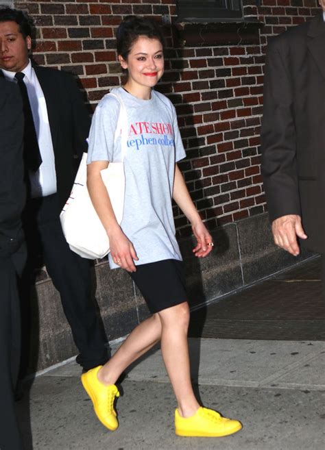 Tatiana Maslany At Late Show With Stephen Colbert In New York 0331