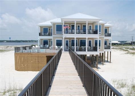 Gulf shores beach house rentals and beachfront condos for rent. 5 of the Best Gulf Shores Beach House Rentals With a Pool ...