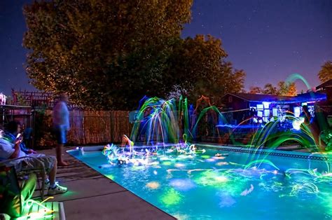 See more ideas about neon party, glow party, pool party. 33 Summer Pool Party Ideas | How To Throw an EPIC Summer ...