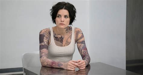 Review In ‘blindspot An Amnesiacs Tattoos Are The Clues The New