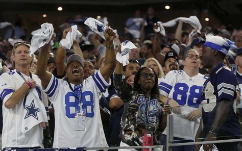 Study Finds Cowboys Nation As Nfls Best Fans Inside The Star