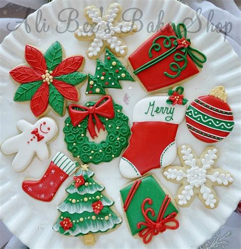 Decorating the cutest christmas cookies ever. Tour of Christmas Cookies - The Sweet Adventures of Sugar ...