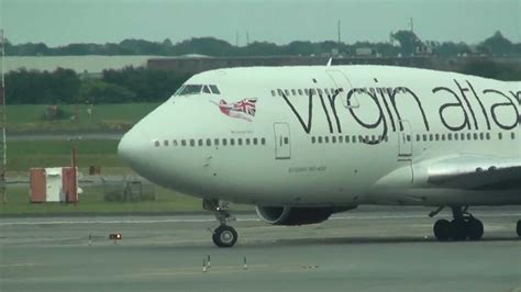Virgin Atlantic 747 Aircraft Arriving Jfk New York Airport Youtube