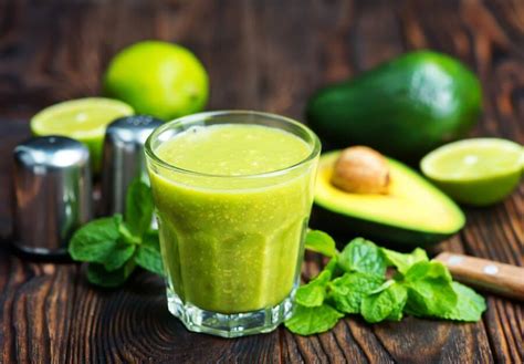 This is one of my favorite recipes out of the cookbook that came with my magic bullet blender. 5 Magic Bullet Recipes You Must Try (Smoothies) | Vibrant ...