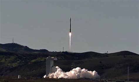 Atlas 5 Rocket Launches Secret Military Payload Cbs News