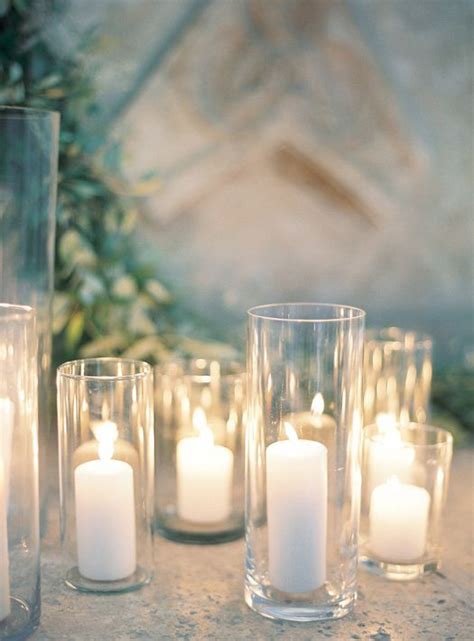 A Guide To All White Wedding Decor