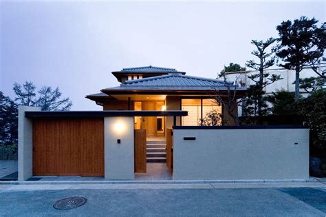 Pin By Chelsea Kurashige On Art Japanese Modern House Japan Modern
