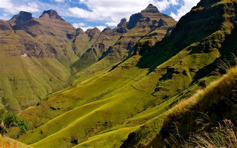 Photos That Will Make You Want To Hike In The Drakensberg