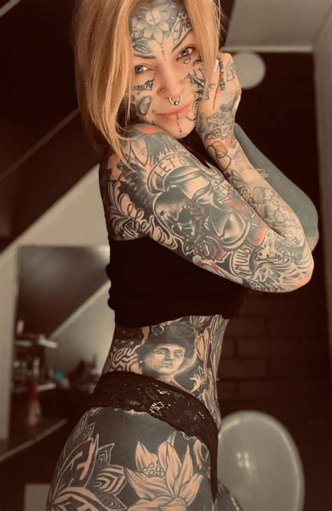 Tattoo Artist Aleksandra Jasmin Mums Body Covered In Ink Photos The Advertiser