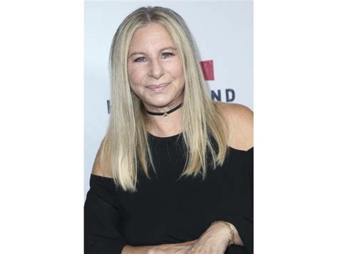 Streisand Gives Early Nod Of Approval To Lady Gaga’s ‘star’ Eye Witness News