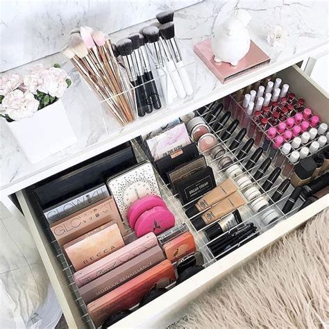 50 Cool Makeup Storage Ideas That Will Save Your Time 33