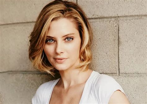 Actress April Bowlby Is Moving Past Her ‘hot Dumb Girl Image