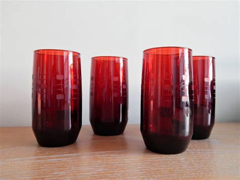 Set Of 4 Ruby Red Drinking Glasses Tall Tumblers Vintage Etsy Red