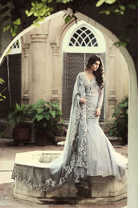 Wedding Special Khadija Shahs Designs Shine The Spotlight On Mehendi