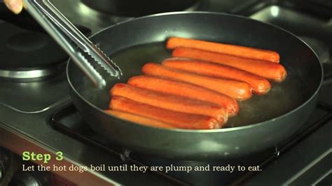 How To Boil A Hot Dog Youtube Boiled Hot Dogs Hot Dogs Cooking