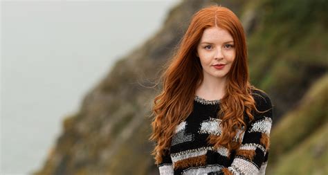 photographer captures stunning portraits of redhead irish women to help stamp out bullying the