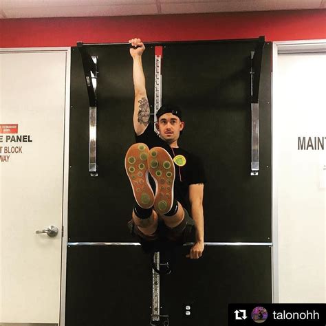 Well Done Sir Repost Talonohh Finally Nailed This Single Arm L Sit