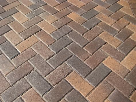 Build Contended And Stunning Patio And Pathways With Best Brick Paver