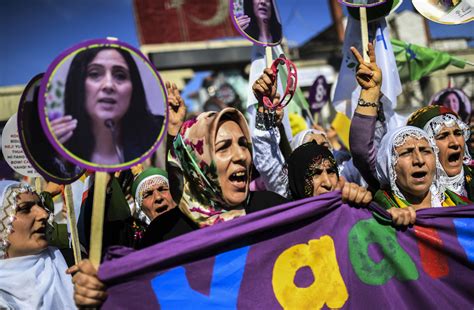 Dozens Of Pro Kurdish Officials Arrested In Turkey Crackdown Middle