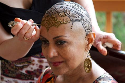 Tattoos could give you cancer, new research suggests, is the entirely unsupported claim from this means it's not possible to claim that the tattoo ink particles found in lymph nodes cause cancer. Elegant Henna Tattoo Crowns Help Cancer Patients Cope With ...