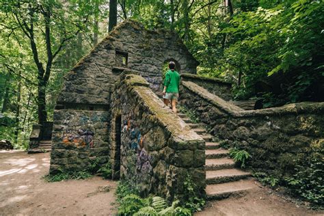 A Locals Helpful Guide To The Witchs Castle In Portland Oregon