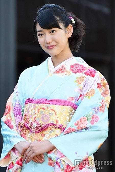 画像33 49 武井咲、剛力彩芽らオスカー美女11人が晴れ着姿で華やか集結 モデルプレス