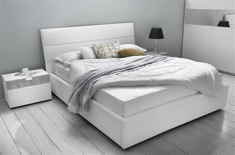 Ein schönes weißes draht schlafzimmer set für ein puppenhaus! Schlafzimmer Set Miyuki in Weiss Grau 160x190 cm / mit ...
