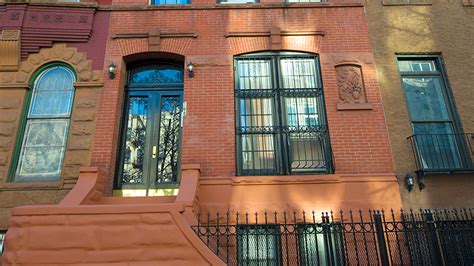 Pre War Harlem Brownstone Apartment New York Ny Rent It On Splacer
