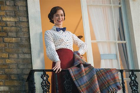 Emily Blunt Shines As The Iconic Nanny In Mary Poppins Returns