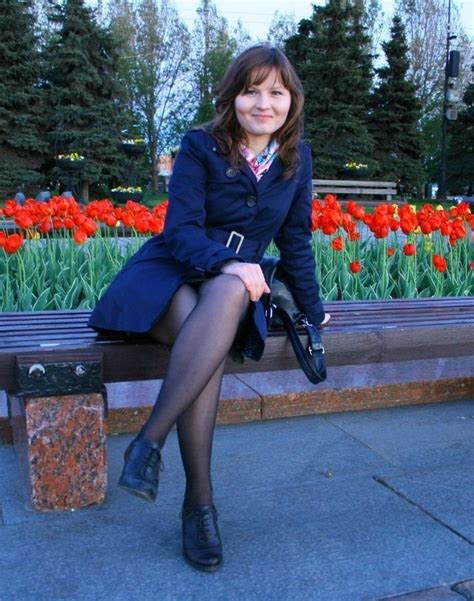 amateur pantyhose on twitter sitting on the park bench in sheer black pantyhose