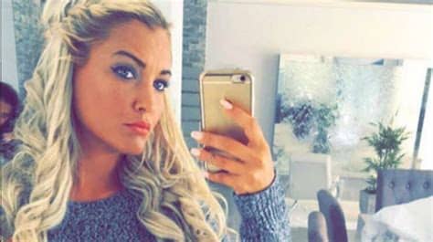 Aurélie dotremont se confie sans filtre. Aurélie Dotremont : elle passe par la case "chirurgie ...