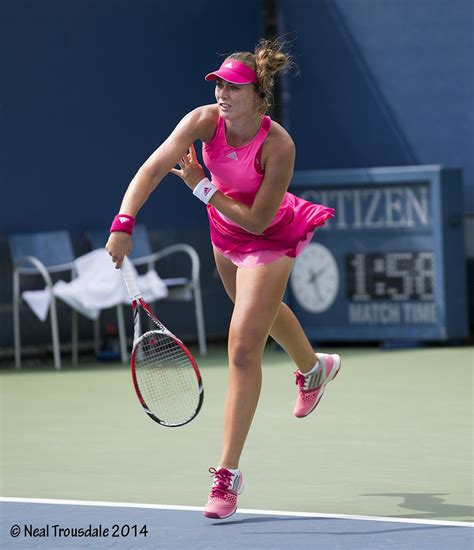 ˈpawlə βəˈðozə ʒiˈβɛɾt) (born 15 november 1997) is a tennis player from spain. Paula Badosa Gilbert | US Open 2014 9/01//2014 Girls ...