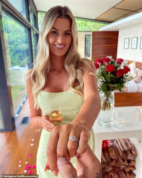 Married At First Sight Star Announces Her Engagement And Shows Off Her