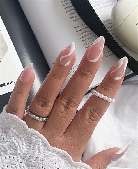 50 Trendy Abstract Nails You Ll Want To Try This Year In 2021 White