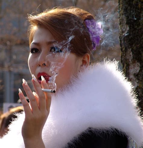 Oriental Smoking Talking Smoking Culture