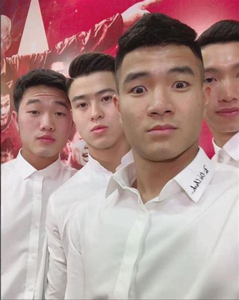 Nguyễn trần huyền my sinh năm 1995. Á hậu Huyền My, ca nương Kiều Anh e ấp chụp hình cùng dàn ...