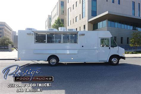 Whether you're looking for a nice ice cream truck or a full blown tractor trailer kitchen, you'll find great deals with us. 2017 Ford Gasoline 22ft Food Truck - $165,000