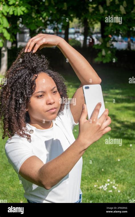 Selfie Curly Hair Hi Res Stock Photography And Images Alamy