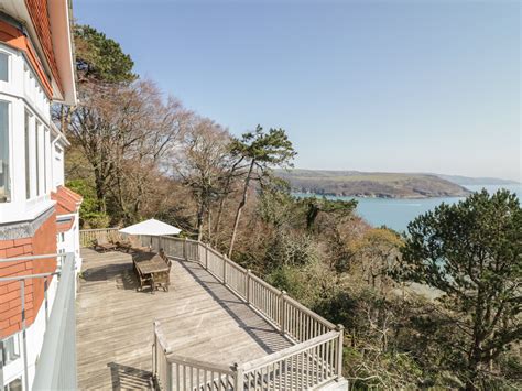 Season discounts on holiday homes in salcombe, united kingdom. The Wood - Dog Friendly Cottage in Salcombe - Devon - England