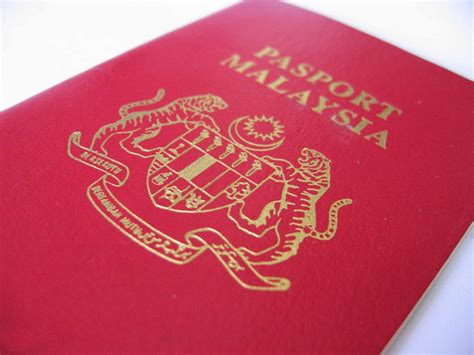 Wait to collect new malaysian passport. Malaysian passport renewal in Singapore