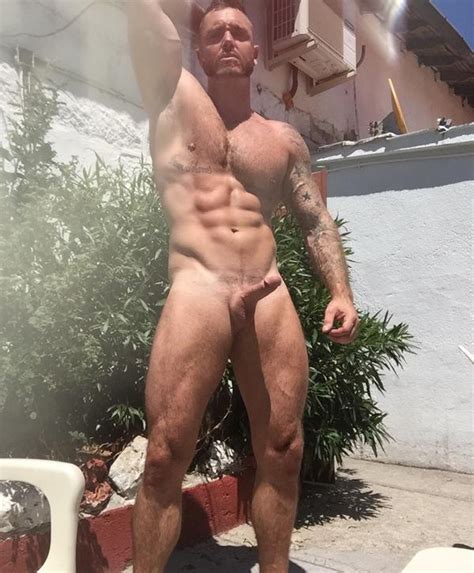 Ripped Hunk Dicxgeorg Goes Completely Naked Mrgays