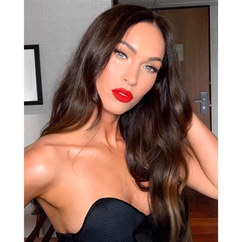 These words megan fox used to tell in one of her interviews. Megan Fox - WiKi, Movies, Awards, Images, Biography - eNewsMango - Juicy News